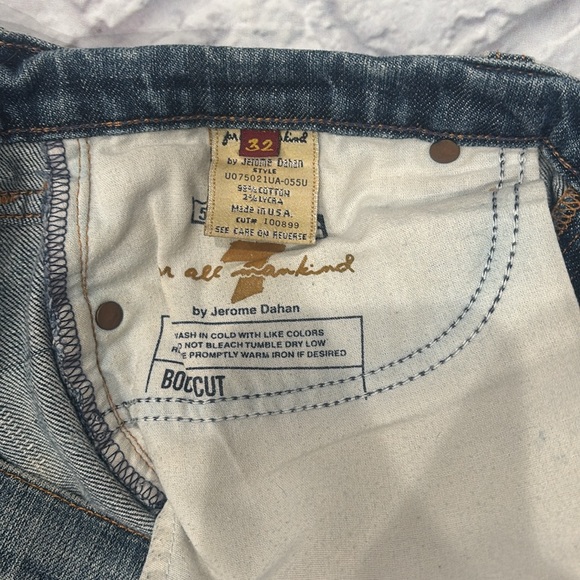 7 of All Mankind Bootcut Jeans - Picture 6 of 6
